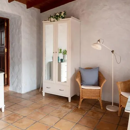 Casa El Barranco Holiday home Los Valles