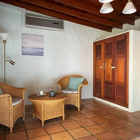 Casa El Barranco Holiday home Los Valles